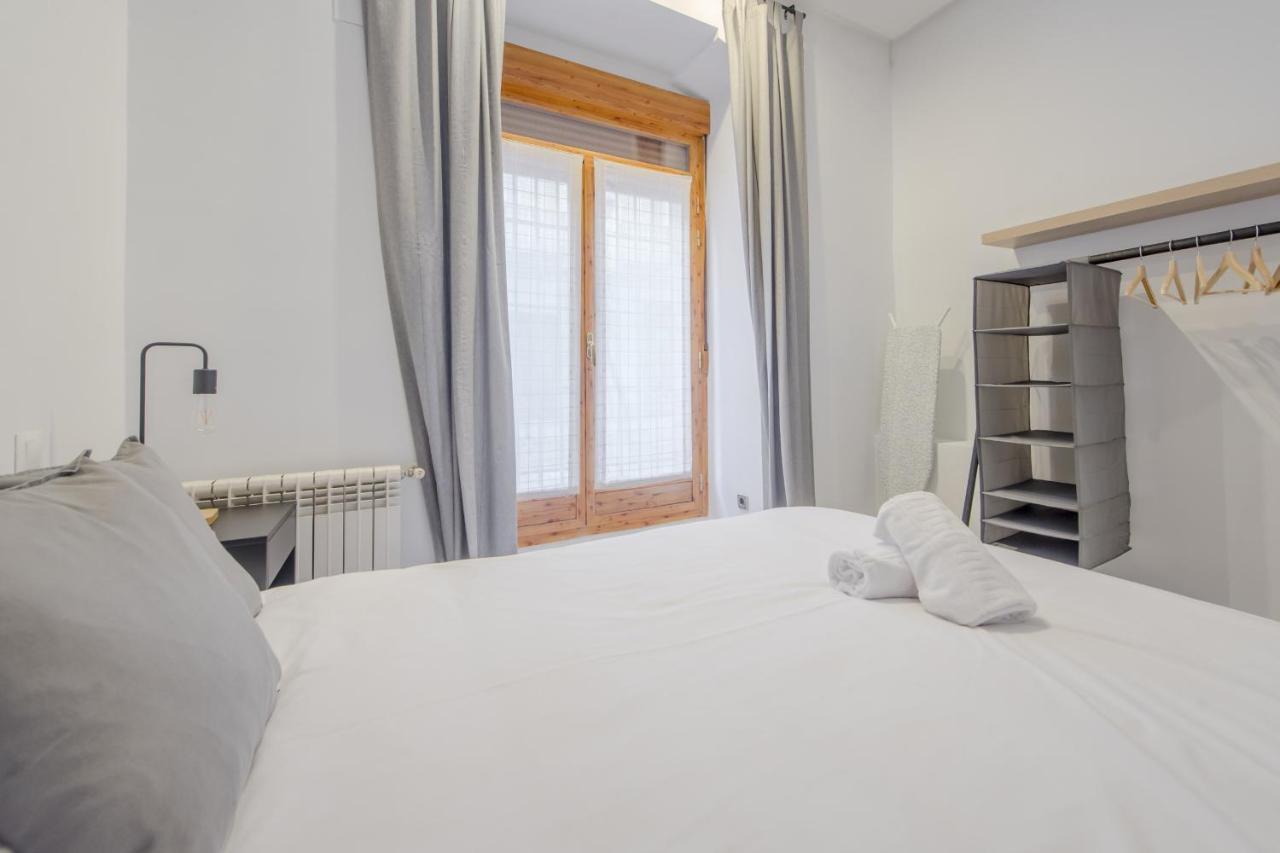 Cool/Soho Style Apt Para 9Pax C/Luciente Madrid Bagian luar foto