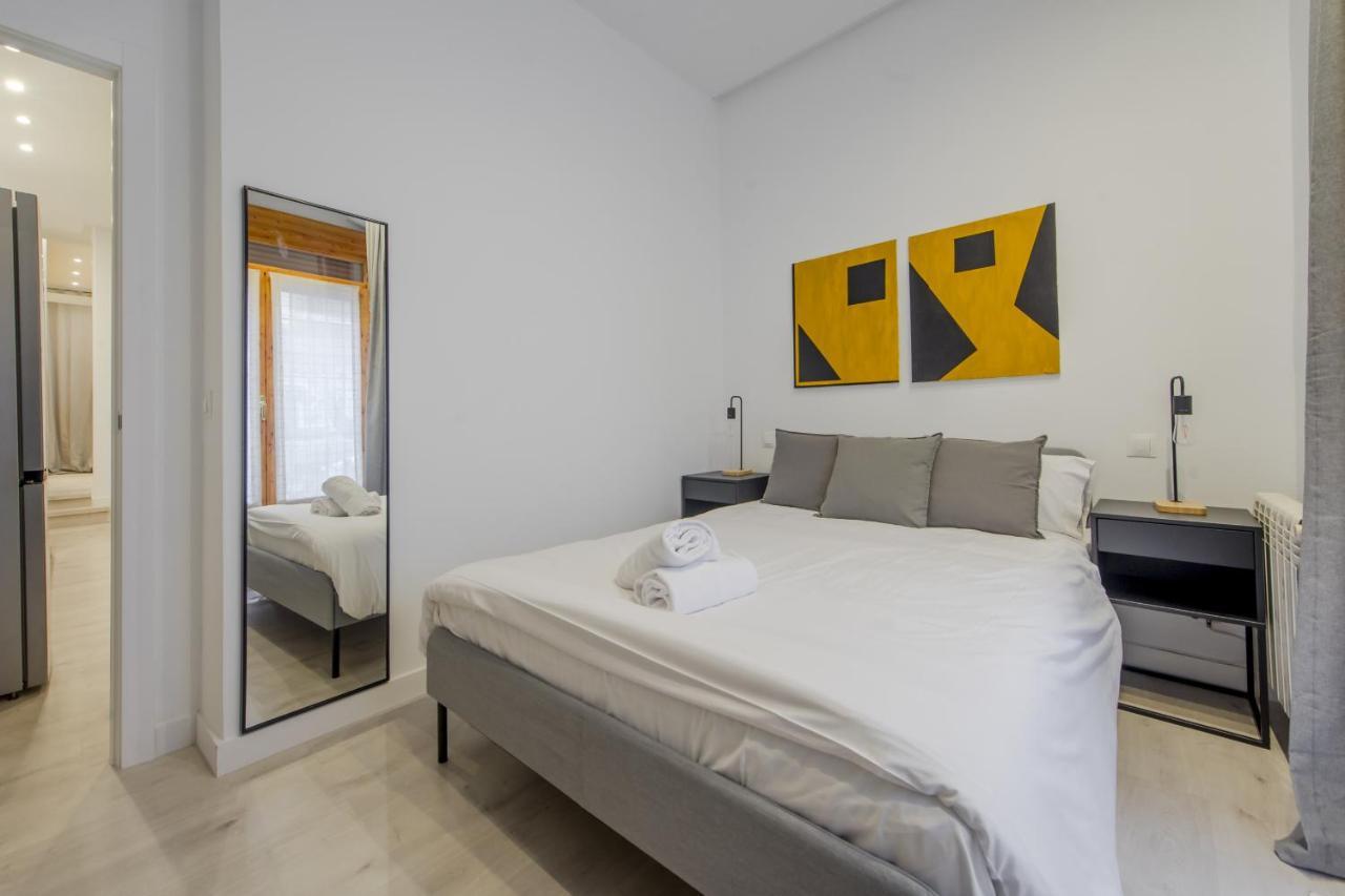 Cool/Soho Style Apt Para 9Pax C/Luciente Madrid Bagian luar foto